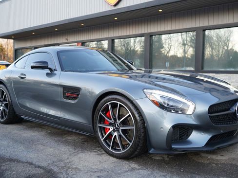 Used 2016 Mercedes-Benz AMG GT S image 3