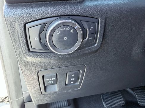 Used 2018 Ford Expedition Max Limited w/ Equipment Group 301A RWD image 13