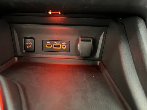Used 2024 Nissan Sentra SV FWD image 48