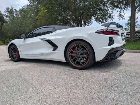 Used 2023 Chevrolet Corvette Stingray Premium Conv w/ Z51 Performance Package RWD image 6