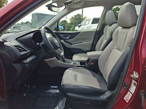 Used 2019 Subaru Forester Limited AWD/4WD image 14