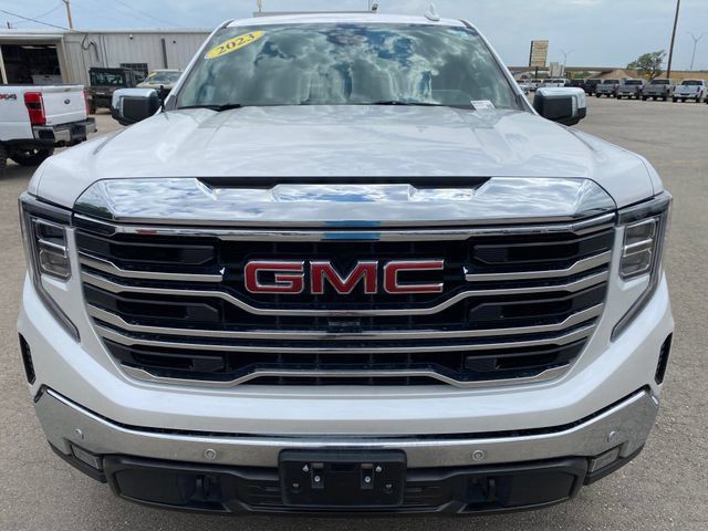 Used 2023 GMC Sierra 1500 SLT AWD/4WD image 9