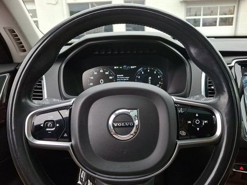 Used 2016 Volvo XC90 T6 Momentum AWD/4WD image 28