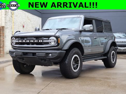 Used 2022 Ford Bronco Outer Banks w/ Sasquatch Package AWD/4WD image 1