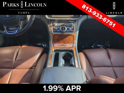 Certified 2019 Lincoln Continental Reserve FWD image 13