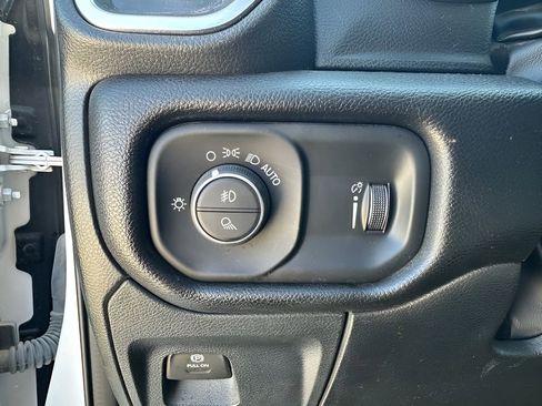 Used 2024 RAM 1500 Lone Star AWD/4WD image 13