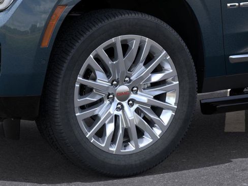 New 2026 GMC Yukon XL Denali image 9