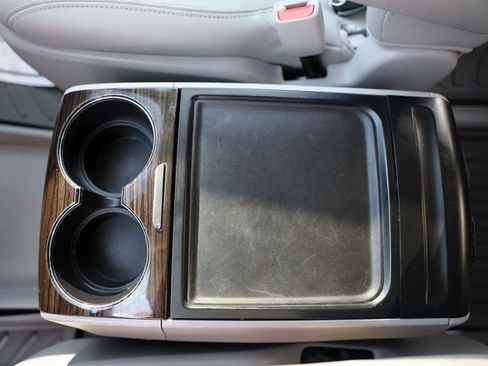 Used 2020 Toyota Sienna XLE image 31