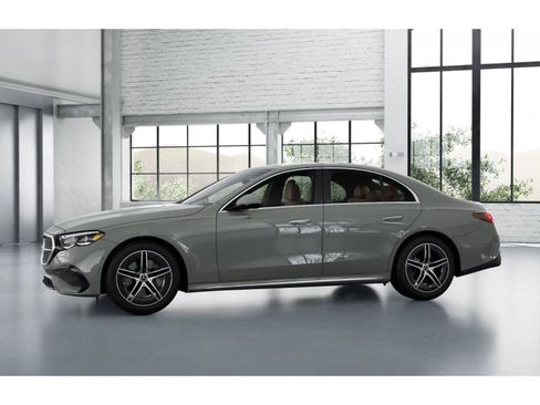 New 2027 Mercedes-Benz E 450 4MATIC Sedan image 36