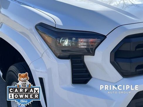 Used 2024 Toyota Tacoma SR image 9