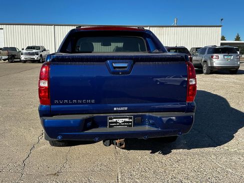 Used 2013 Chevrolet Avalanche LS AWD/4WD image 3