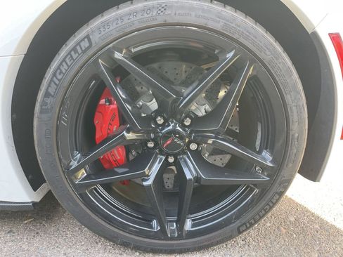 Used 2019 Chevrolet Corvette ZR1 RWD image 7