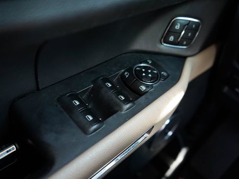 Used 2022 Ford Expedition Limited AWD/4WD image 30