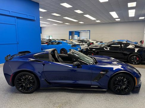 Used 2018 Chevrolet Corvette Z06 RWD image 7