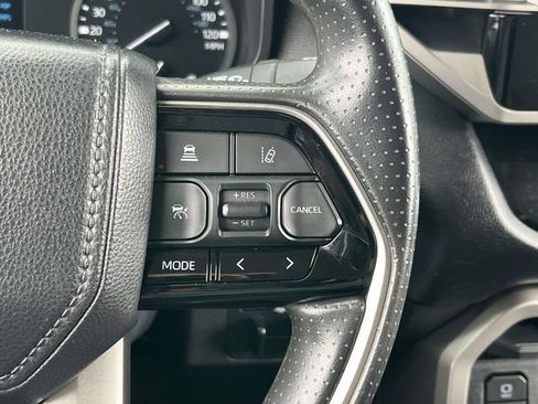 Used 2022 Toyota Tundra SR5 w/ Convenience Package RWD image 21