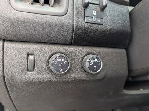 Used 2021 Chevrolet Colorado LT w/ Redline Special Edition image 5