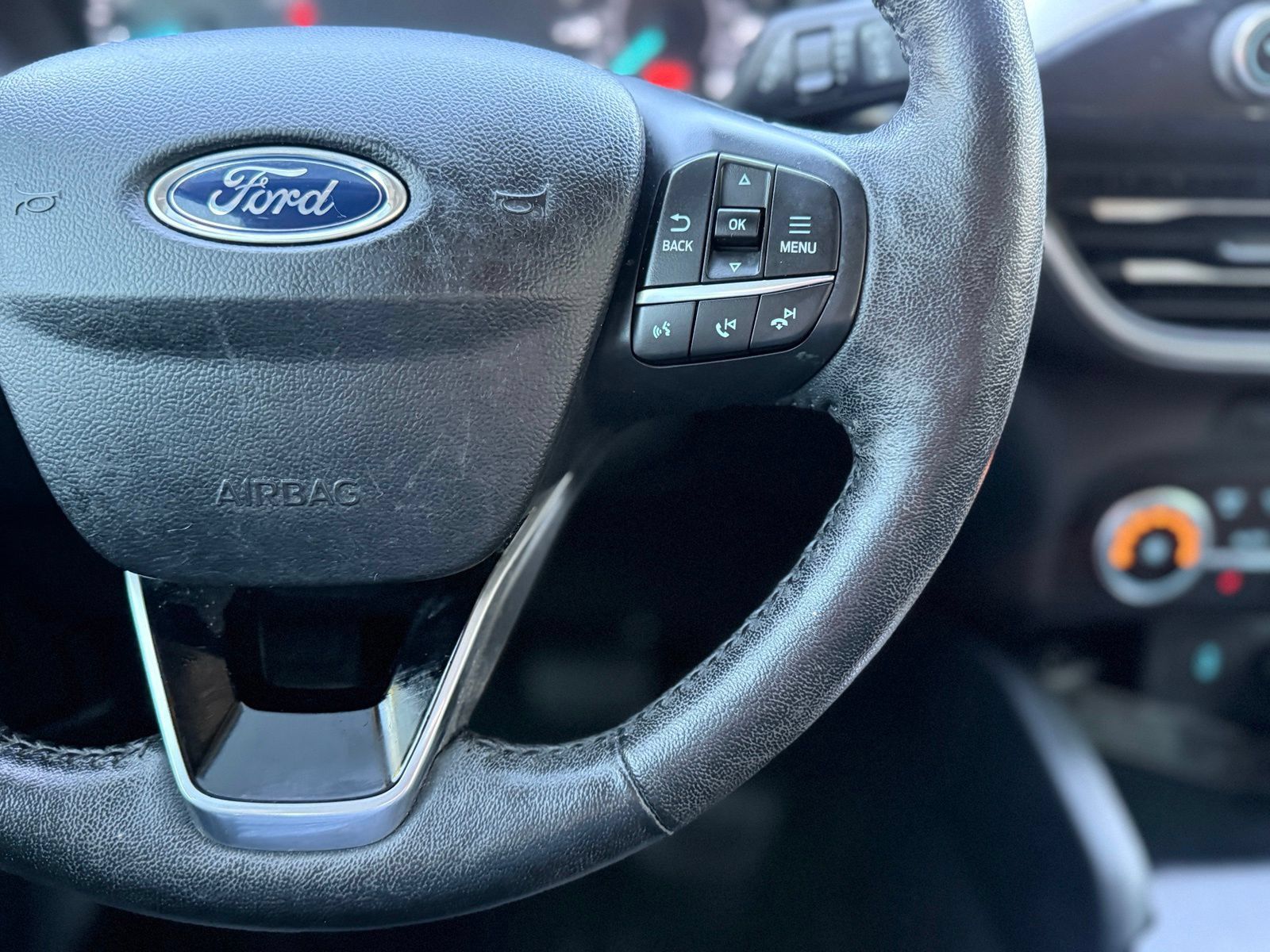 Used 2020 Ford Escape SEL FWD image 26