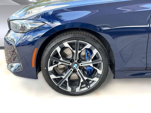 New 2026 BMW 330i xDrive Sedan w/ M Sport Package AWD/4WD image 11