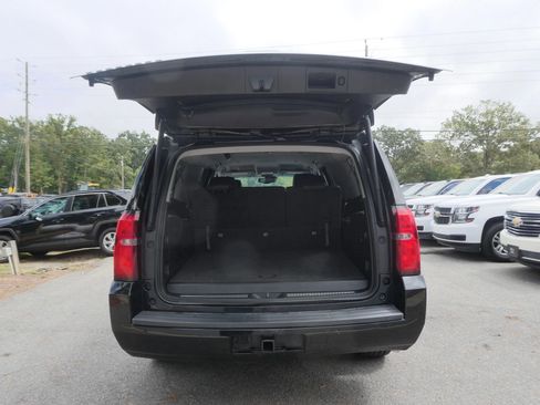 Used 2015 Chevrolet Suburban LT w/ Max Trailering Package image 7
