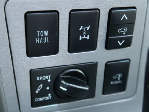 Used 2012 Toyota Sequoia Platinum AWD/4WD image 49