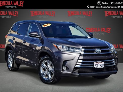 Used 2017 Toyota Highlander Limited image 1