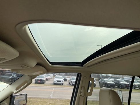 Used 2015 Ford Expedition Limited w/ Equipment Group 301A image 12