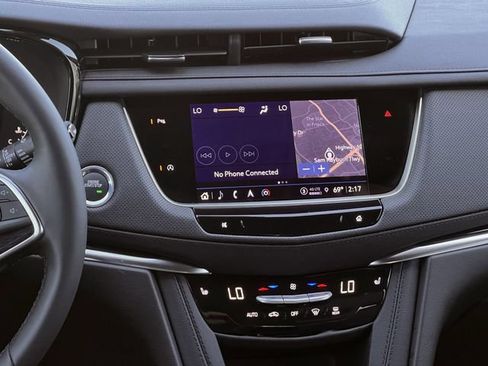 New 2025 Cadillac XT5 Premium Luxury FWD image 15