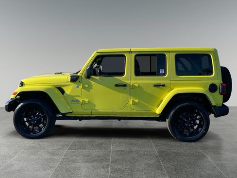 Used 2024 Jeep Wrangler Unlimited Sahara AWD/4WD image 2