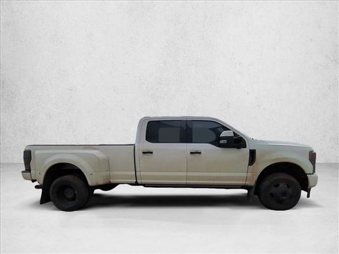 Used 2022 Ford F350 Limited w/ FX4 Off-Road Package image 4