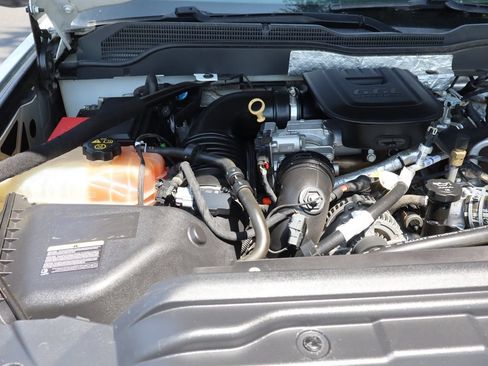 Used 2016 Chevrolet Silverado 2500 W/T AWD/4WD image 32