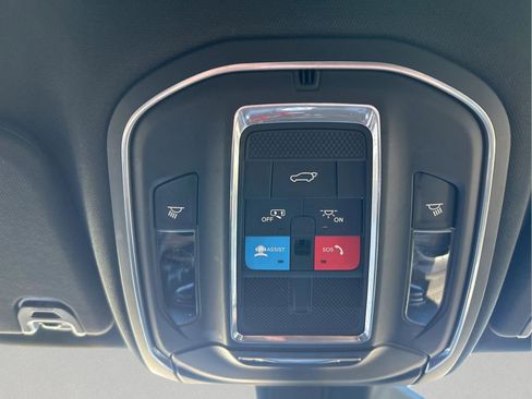 Used 2022 Jeep Wagoneer Series I image 25