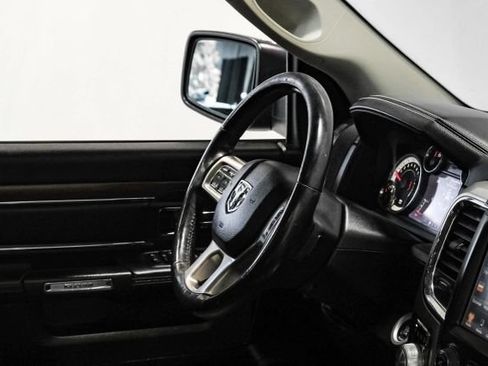 Used 2016 RAM 1500 Laramie w/ Convenience Group AWD/4WD image 16