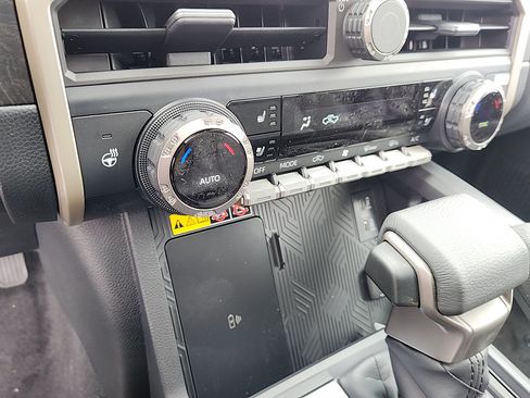 New 2026 Toyota Tacoma Limited AWD/4WD image 16