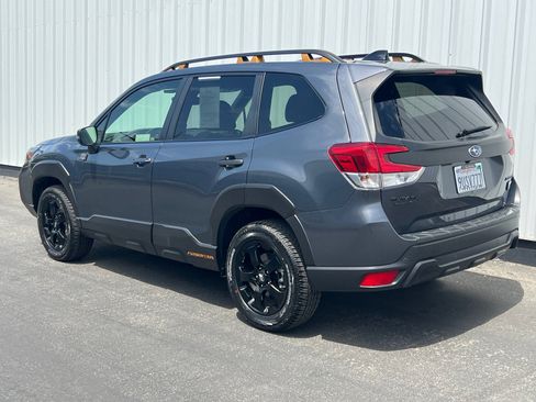 Used 2025 Subaru Forester Wilderness w/ Wilderness Package AWD/4WD image 4