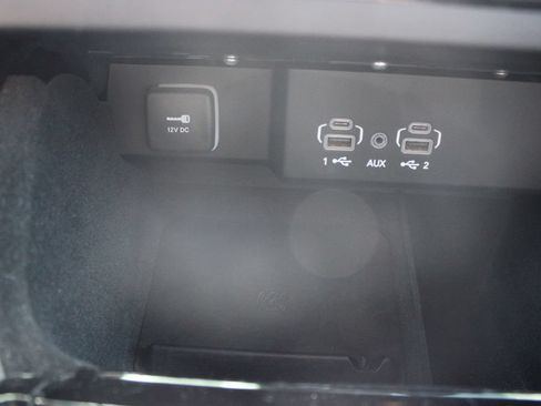 Used 2024 Jeep Wagoneer Series II AWD/4WD image 65