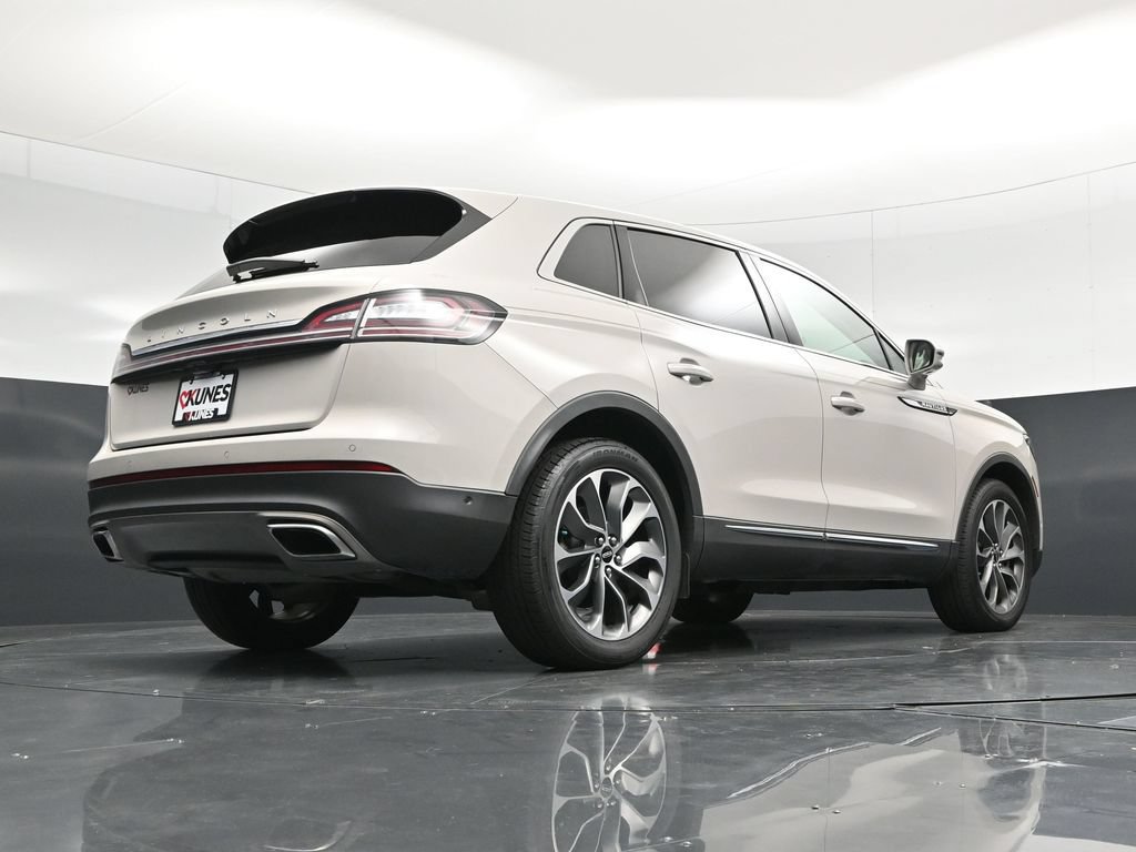 Used 2022 Lincoln Nautilus Reserve w/ Equipment Group 201A FWD image 54
