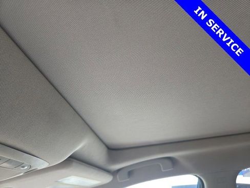 Used 2016 Nissan Rogue SL w/ SL Premium Package AWD/4WD image 7