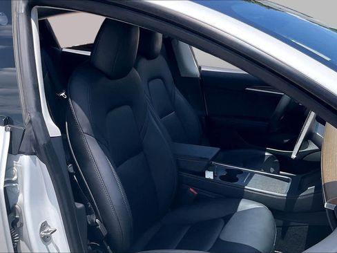 Used 2023 Tesla Model 3 Standard Range RWD image 8