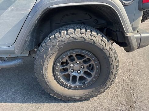 Used 2021 Jeep Wrangler Unlimited Rubicon w/ Xtreme Recon 35" Tire Package image 6