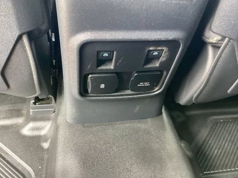 Used 2023 Ford Bronco Big Bend w/ Sasquatch Package AWD/4WD image 17