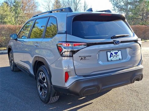 Certified 2025 Subaru Forester Premium image 4