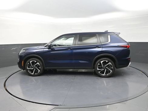 Used 2024 Mitsubishi Outlander FWD image 6