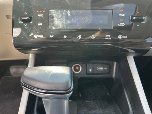 Used 2022 Hyundai Tucson SEL w/ Convenience + Premium Package FWD image 23