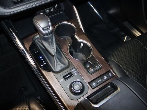 Used 2021 Toyota Highlander Limited image 44