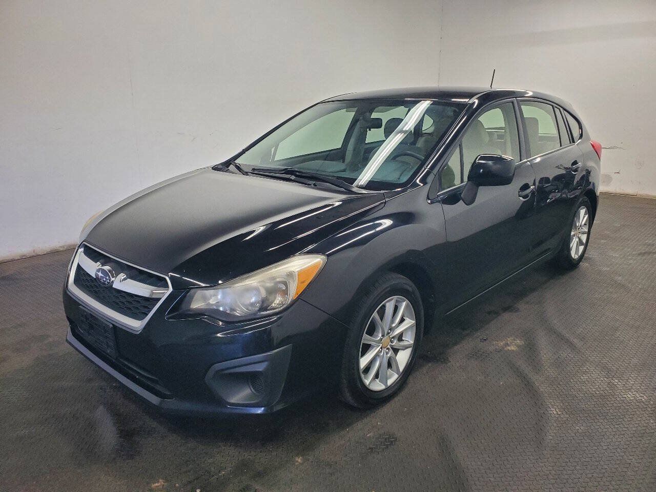 Used 2013 Subaru Impreza 2.0i Premium w/ All-Weather Pkg AWD/4WD image 1