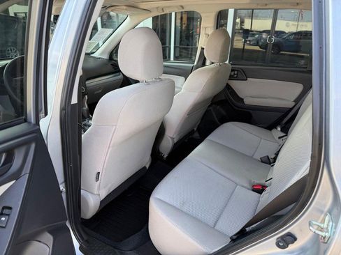 Used 2015 Subaru Forester 2.5i Premium AWD/4WD image 12