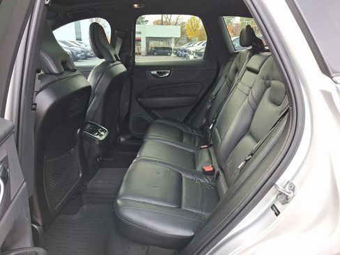 Used 2019 Volvo XC60 T5 Inscription w/ Protection Package Premier image 10
