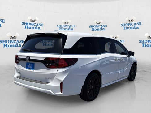 New 2025 Honda Odyssey Sport-L image 3