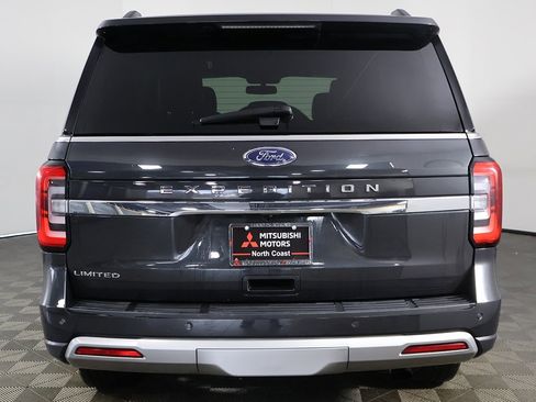 Used 2022 Ford Expedition Limited image 17