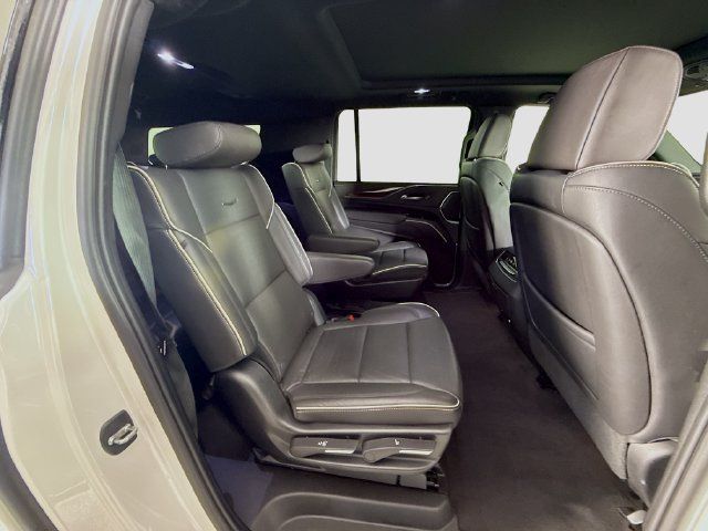Used 2023 Cadillac Escalade ESV Premium Luxury AWD/4WD image 26